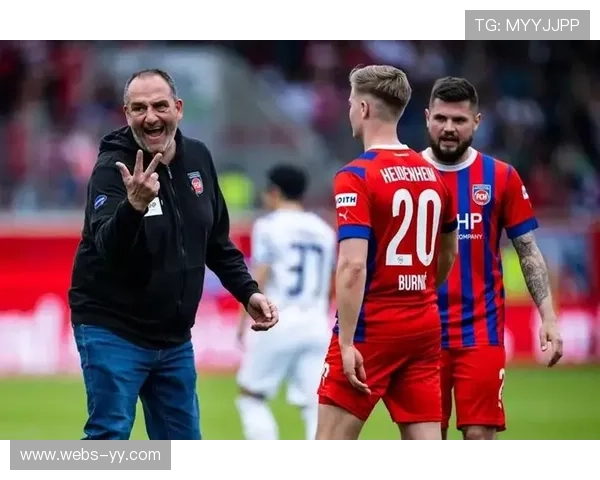 拜仁对阵海登海姆一役，两名年轻小将完成德甲首秀。