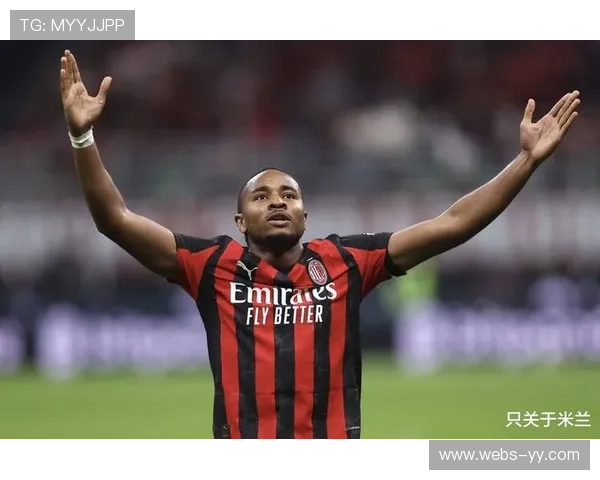 恩昆库与普利西奇击掌庆祝，米兰锋线默契加深